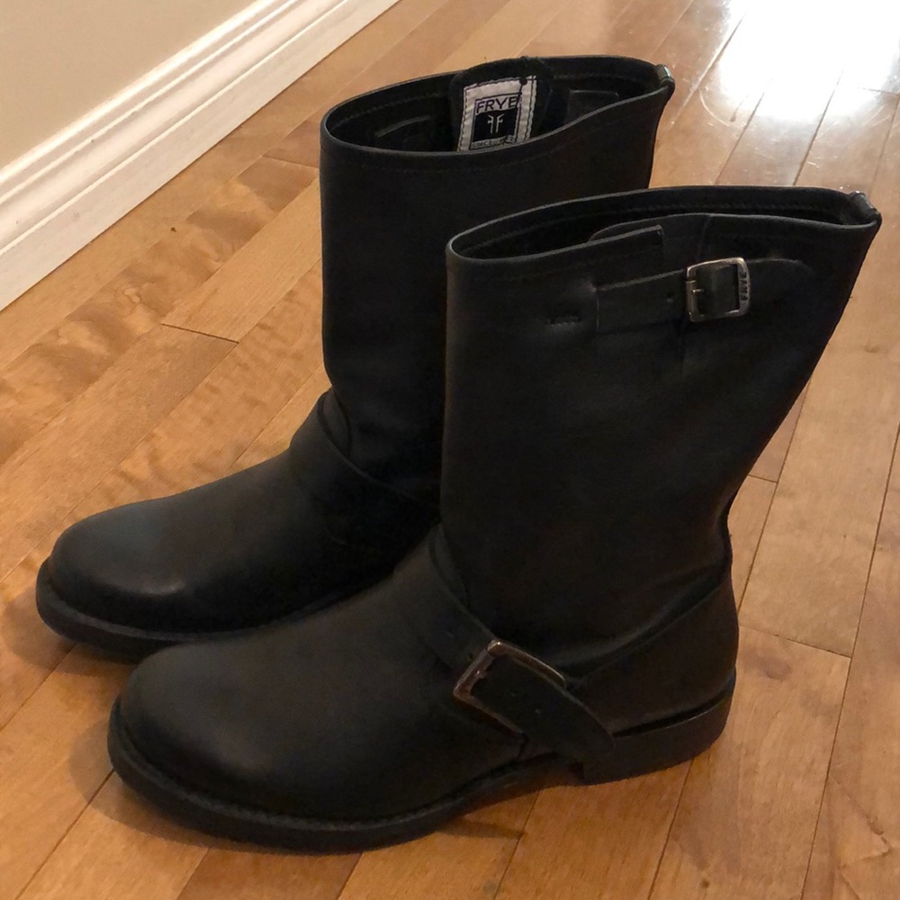 Frye Engineer Mid-Calf Black Leather boot women’s 8.5US